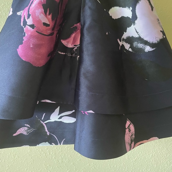 Speechless Purple Floral Peplum Layered NWOT Cut Out Design Halter Dress. Size 1 - Picture 7 of 11